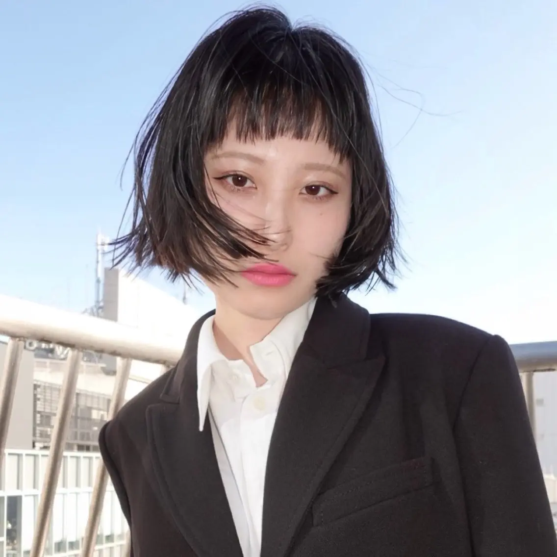 ショート カラー ボブレイヤー ボブ レイヤーカット 外ハネヘア レイヤーカット ボブ 渋谷のヘアスタイル
