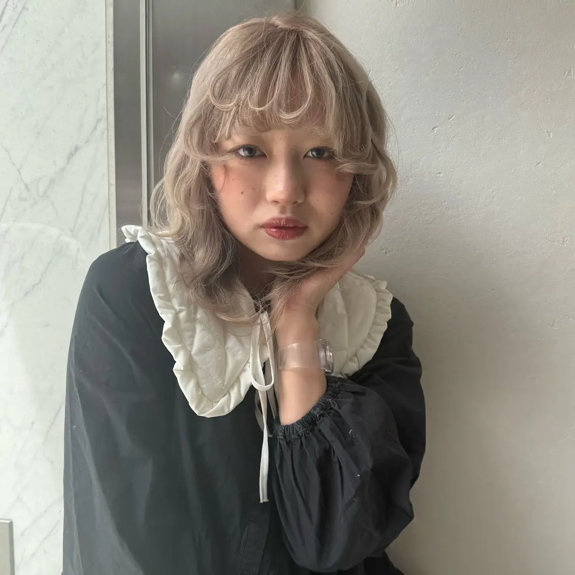 セミロング カラー カット ヘアカラー トリートメント 柔らかいbeige ¦韓国¦🩰マユ🩰のヘアスタイル