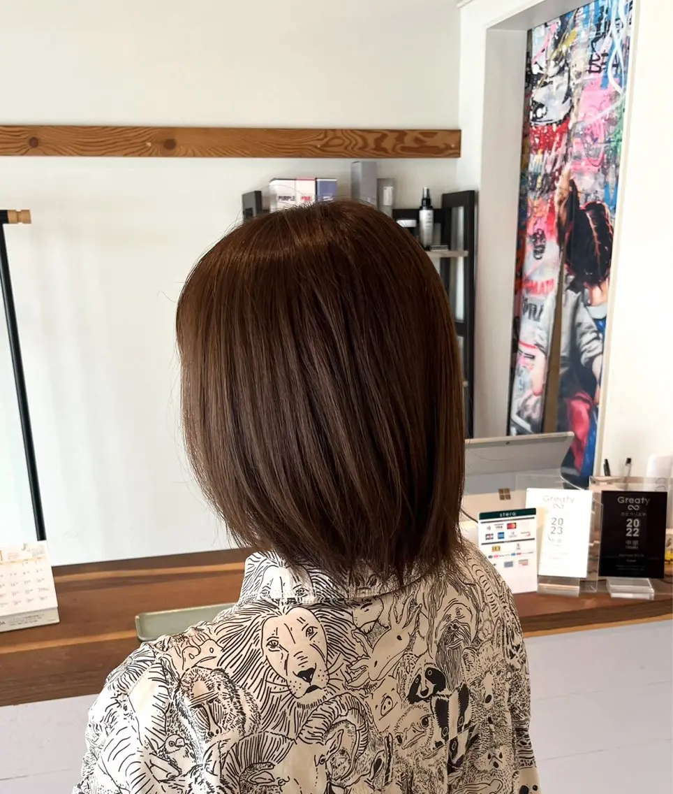 カラー ブリーチ ブリーチなしカラー 透明感カラー 結羽愛のヘアスタイル