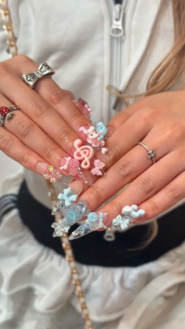 ネイル ガーリー 持ち込み リボン 🎀Aura Nailsalonのネイルデザイン