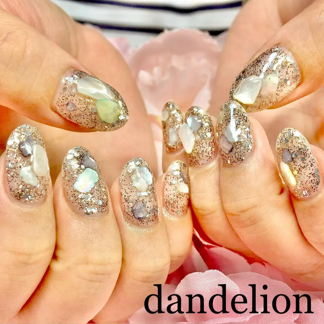 ネイル ハンドネイル ハンドケア dandelion ダンデライオンのネイルデザイン