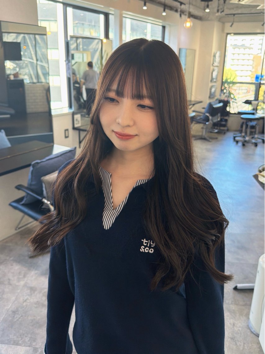 ロング カラー ヘアカラー MEI 🪽🩵のヘアスタイル
