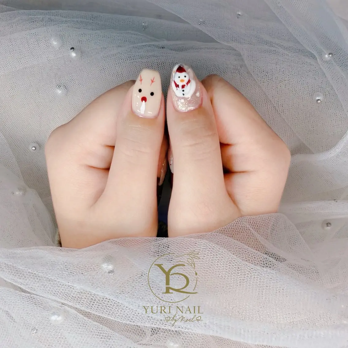 ネイル チークネイル フットネイル 韓国ネイル ニュアンスネイル オフィスネイル YURI Nail NARITAのネイルデザイン
