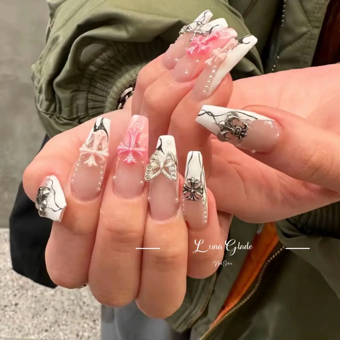 ネイル ハンドネイル Luna Gladeのネイルデザイン