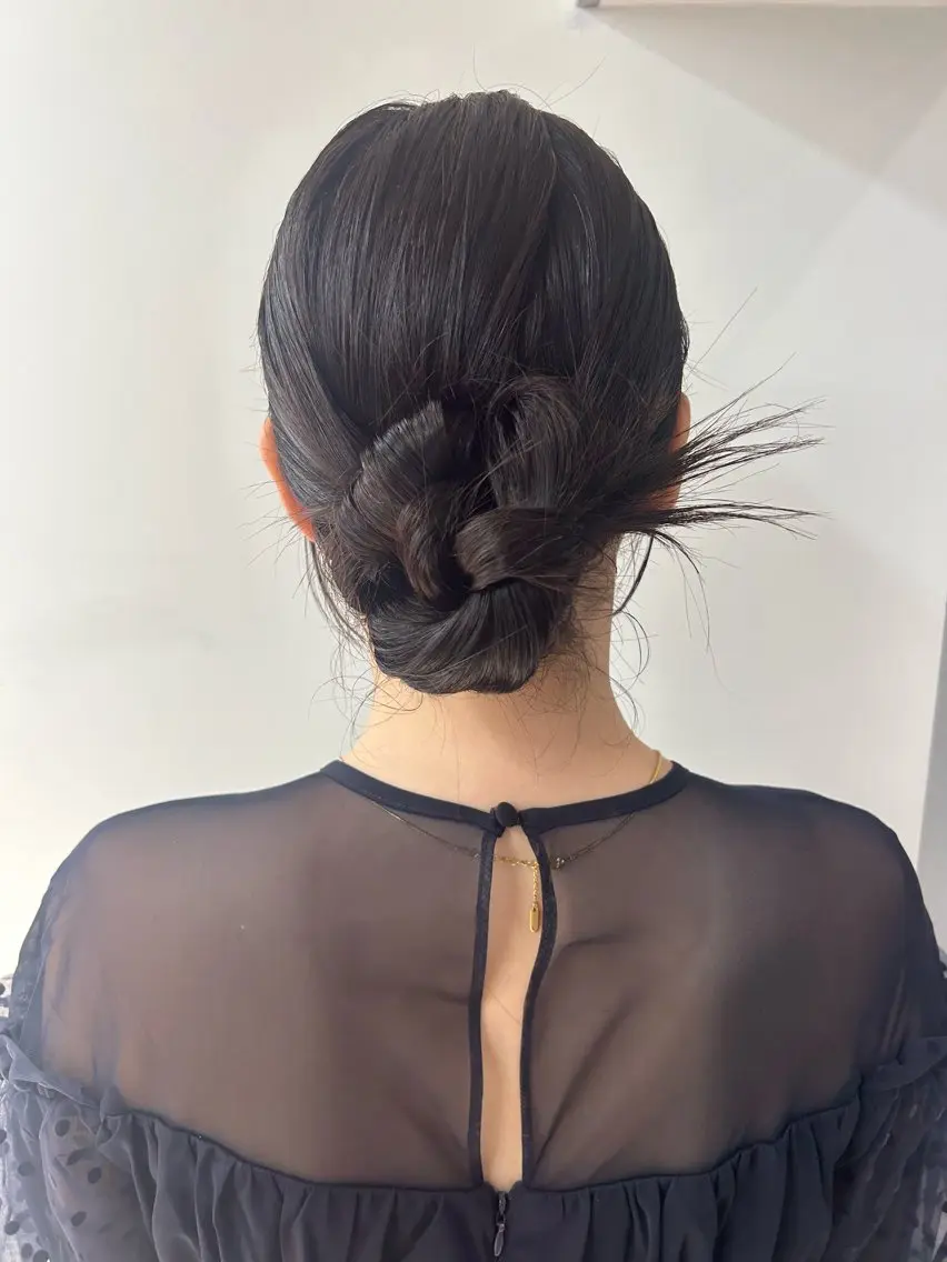 セミロング ヘアアレンジ 結婚式・ブライダル ナチュラル×色気パ ーマ 渋谷/マナミのヘアスタイル