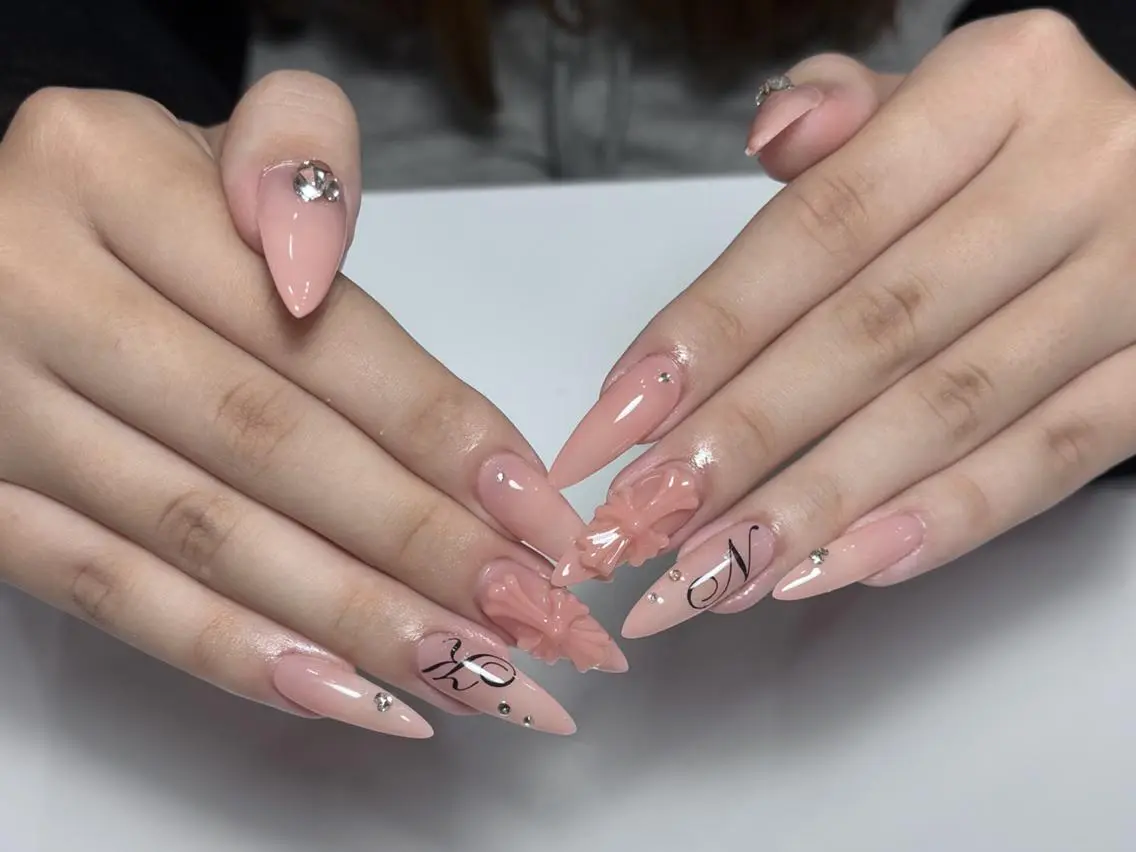 ネイル 長さ出し ジェルネイル 韓国ネイル マグネットネイル 持ち込み Mio💖Belle Nail Salonのネイルデザイン