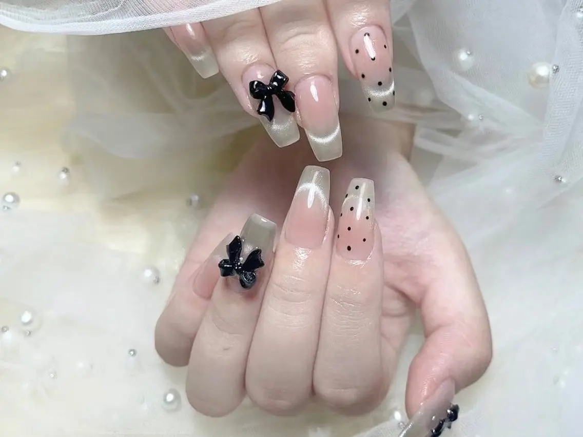 ネイル ハンドネイル ハンドケア Naomi nailのネイルデザイン