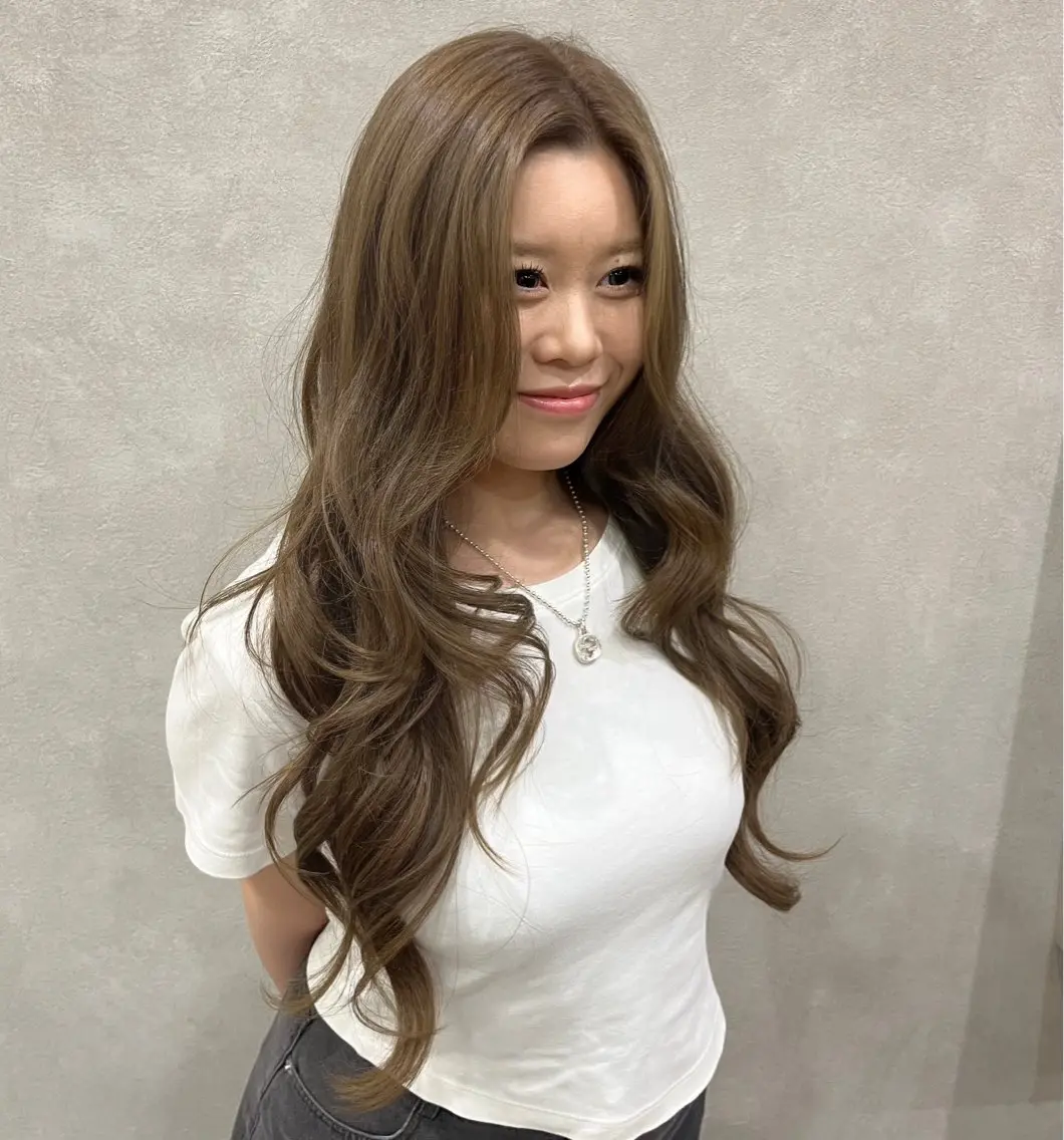 ロング 🍒あやか/ 赤み消し特化🍒のヘアスタイル