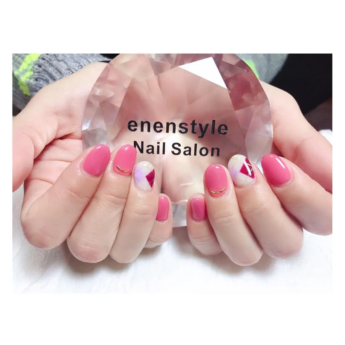 ショート ネイル ジェルネイル ニュアンスネイル オフィスネイル シンプルネイル ハンドネイル 🐾enen style 🐾のネイルデザイン