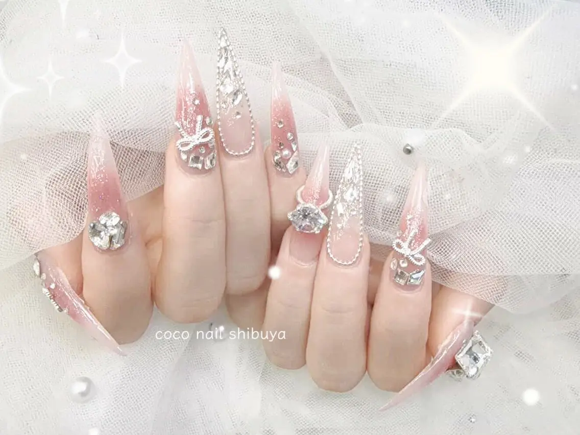 ネイル 長さ出し 韓国ネイル ロングネイル 持ち込み スーパーロングネイル ハンドネイル CoCo Nail 長さ出し専門店のネイルデザイン