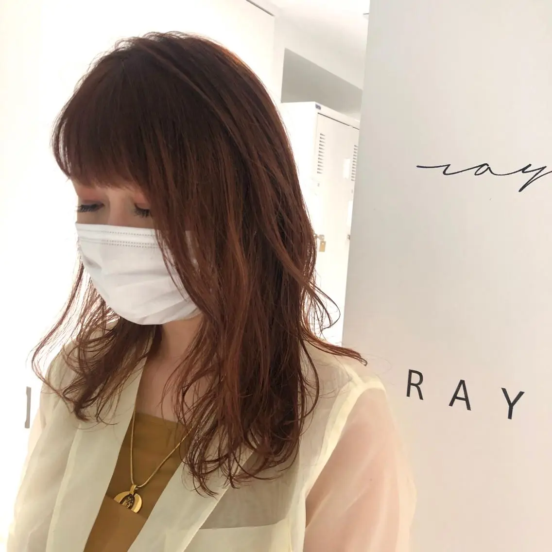 セミロング カラー ベージュカラー オレンジ オレンジベージュ レイヤーカット 古屋 花織のヘアスタイル