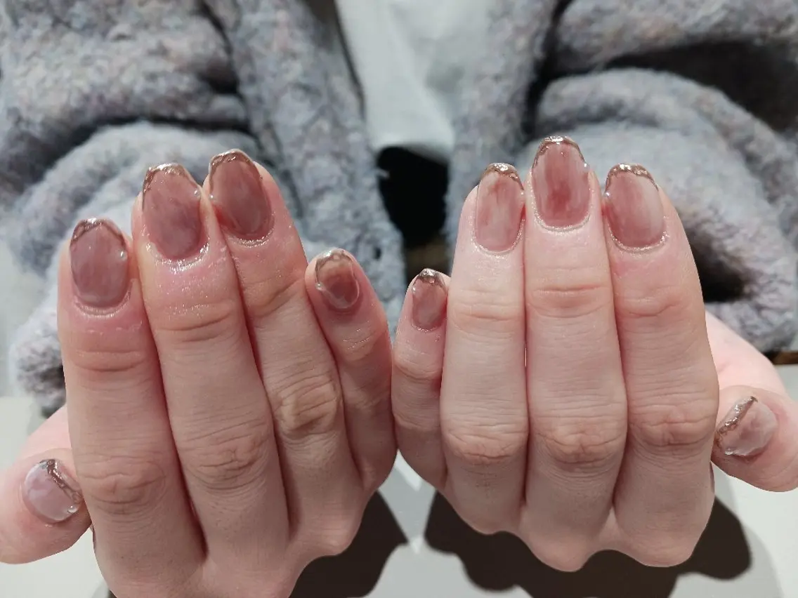 ネイル フレンチネイル ミラーネイル ニュアンスネイル いとう えみりのネイルデザイン