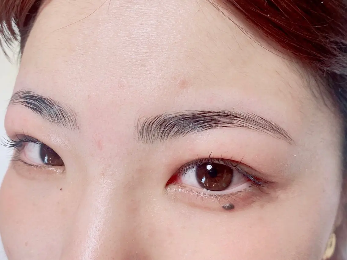 アイブロウ EYES YUNのマツエク・マツパデザイン