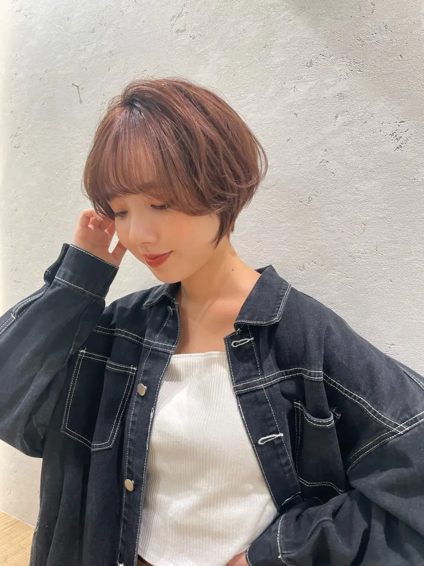 ショート パーマ カット ヘアカラー トリートメント 💖ボブ/縮毛矯正 顔周りレイヤー/ユイのヘアスタイル