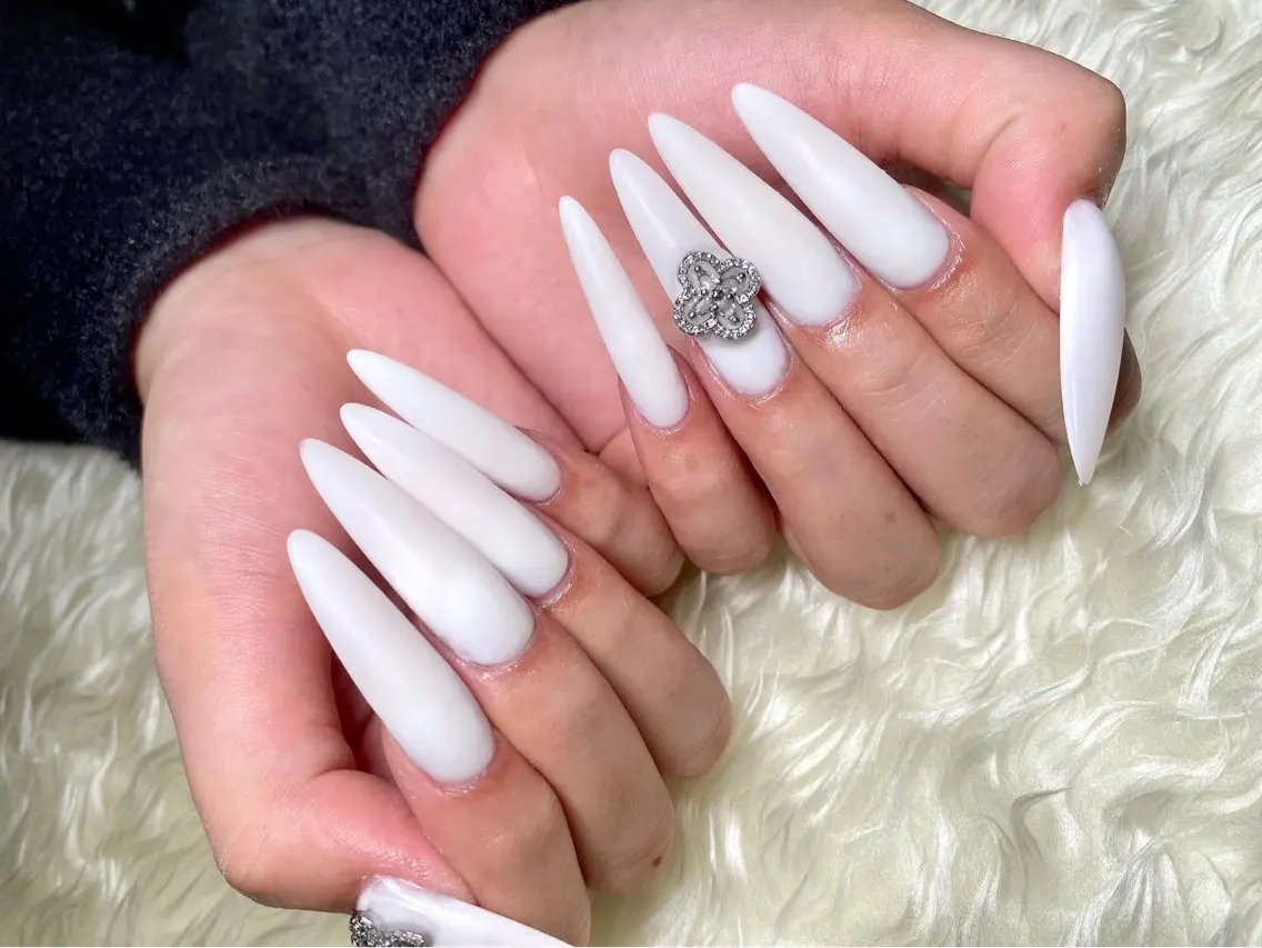 ネイル 長さ出し フレンチネイル ジェルネイル グラデーション 韓国ネイル ハンドネイル Nail&eye Belire 新宿のネイルデザイン
