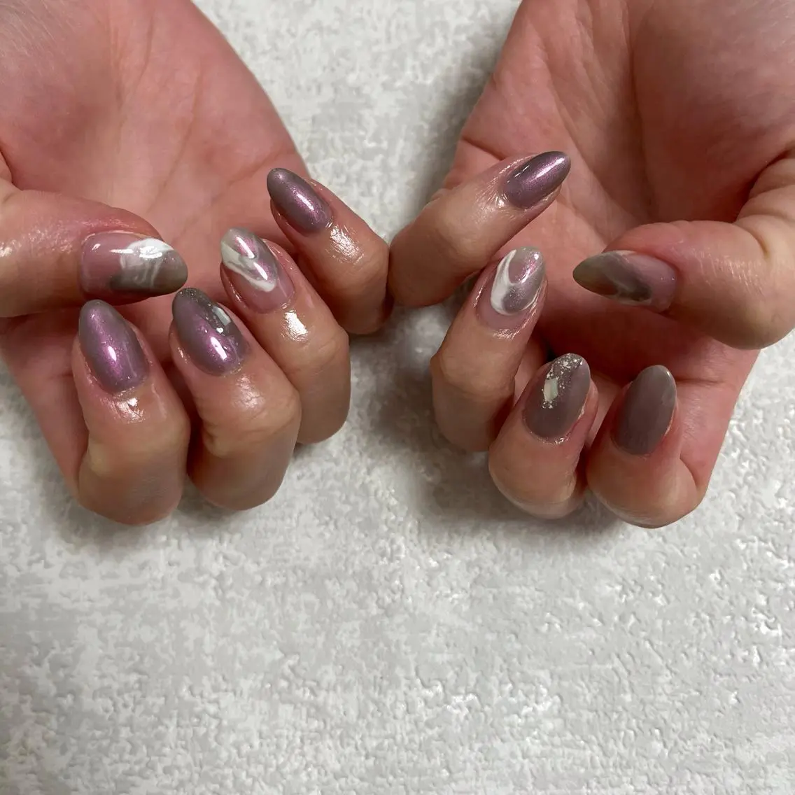ネイル オーロラネイル フラワーネイル フットネイル フレンチネイル ジェルネイル ハンドネイル mogunail &blowのネイルデザイン
