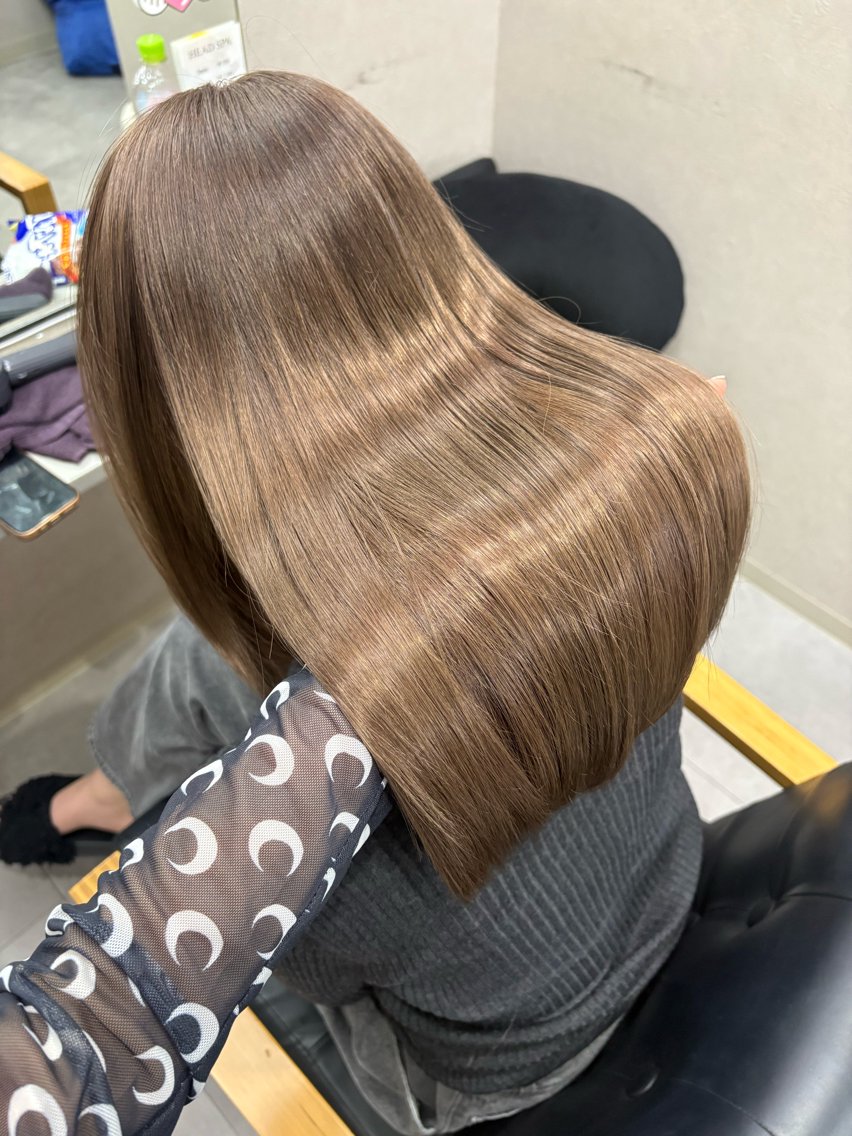 ロング カラー ヘアカラー トリートメント 中西 琉渚のヘアスタイル