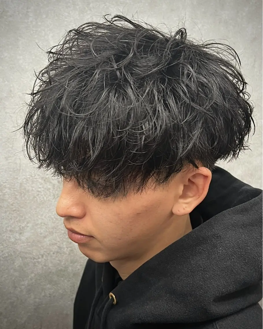 ショート パーマ メンズ 波巻きパーマ カット パーマ メンズウルフ特化🐺 🔥長山耕大🔥のヘアスタイル