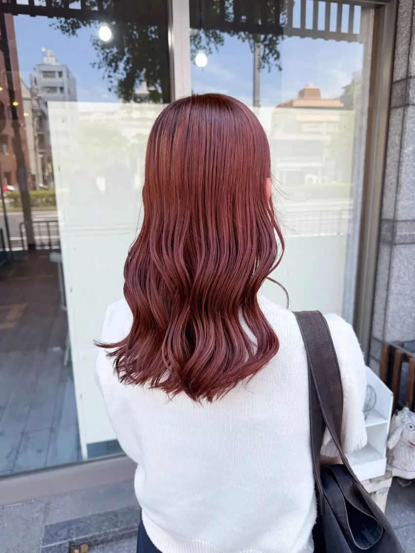 ロング カラー オレンジピンク ヘアカラー トリートメント イワタ マハ/ minim hairのヘアスタイル