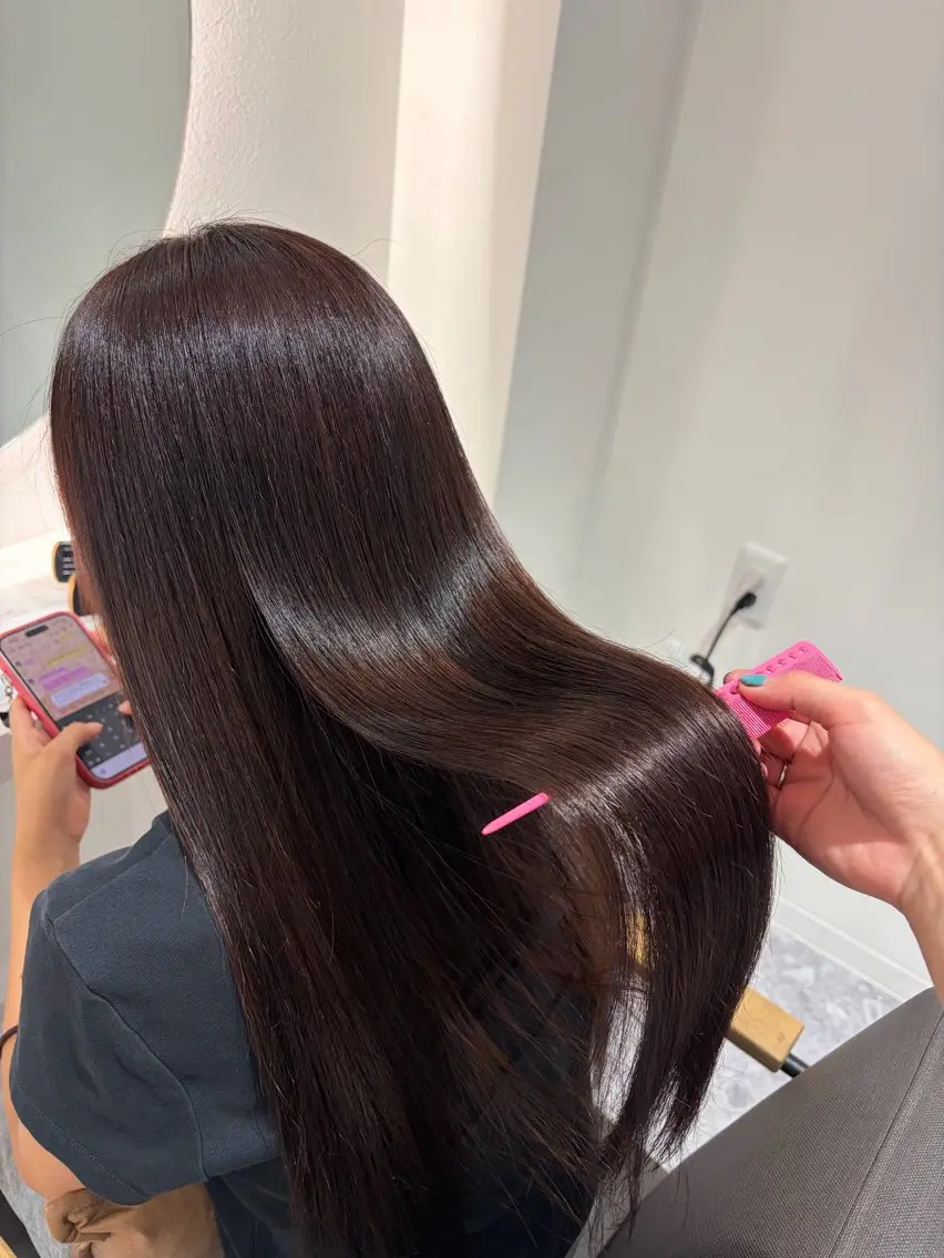 ロング カラー ブラウンカラー ピンクカラー ピンクブラウン オカベ カレン💜のヘアスタイル