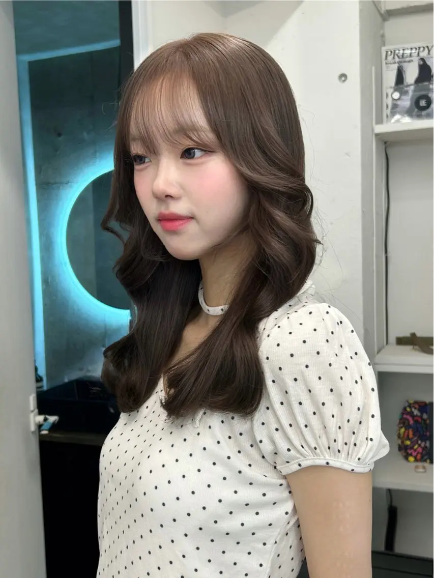 セミロング カラー アッシュ アッシュブロンド ブロンド ブラウンカラー オリーブグレー ヘアカラー トリートメント 💍モテる艶髪 透明感カラー💖のヘアスタイル