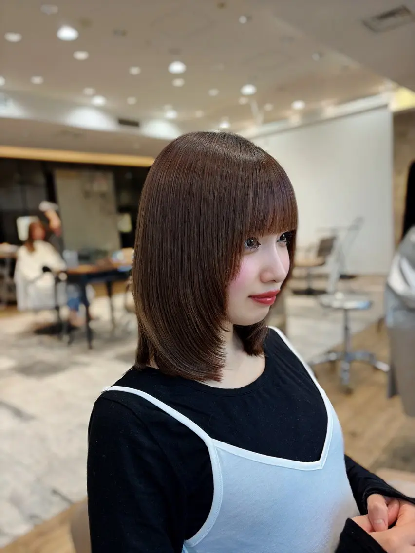 ミディアム ミディアムレイヤー レイヤーカット 新宿/レイヤー/ amu🫧のヘアスタイル