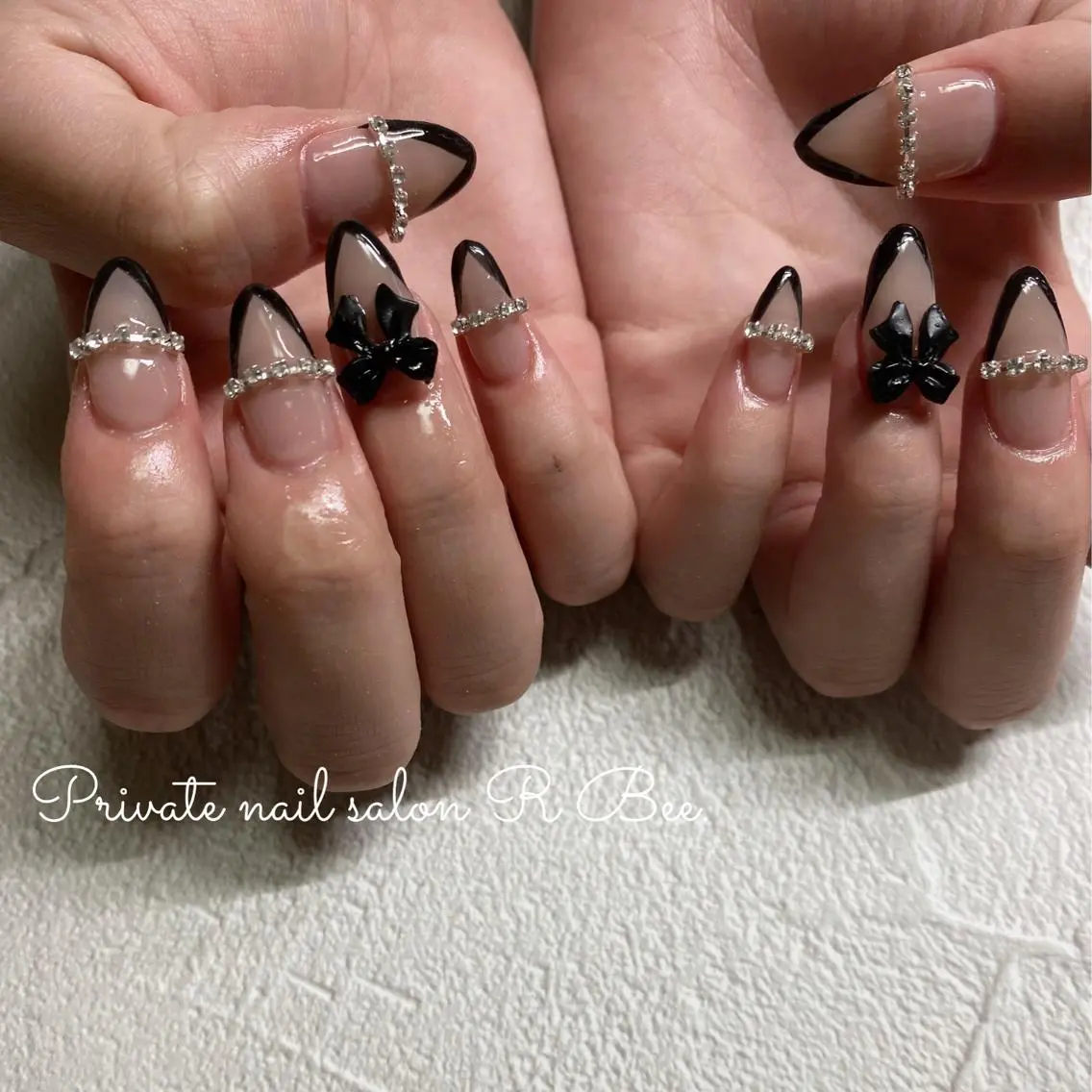 ネイル ジェルネイル 氷ネイル・うるうるネイル ニュアンスネイル ぷっくりネイル シンプルネイル aneu. -アヌ- 💅🫧reinaのネイルデザイン