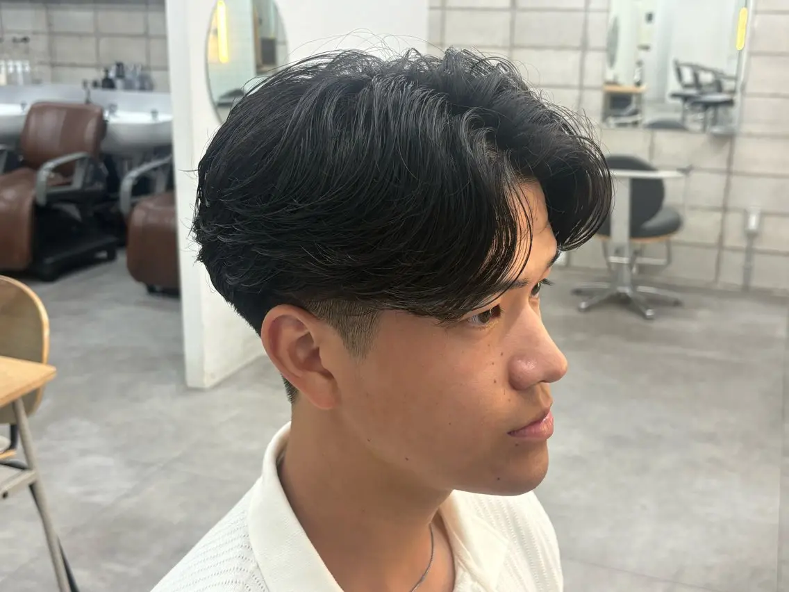 パーマ メンズ フェザーパーマ メンズパーマ カット パーマ 高山 健のヘアスタイル