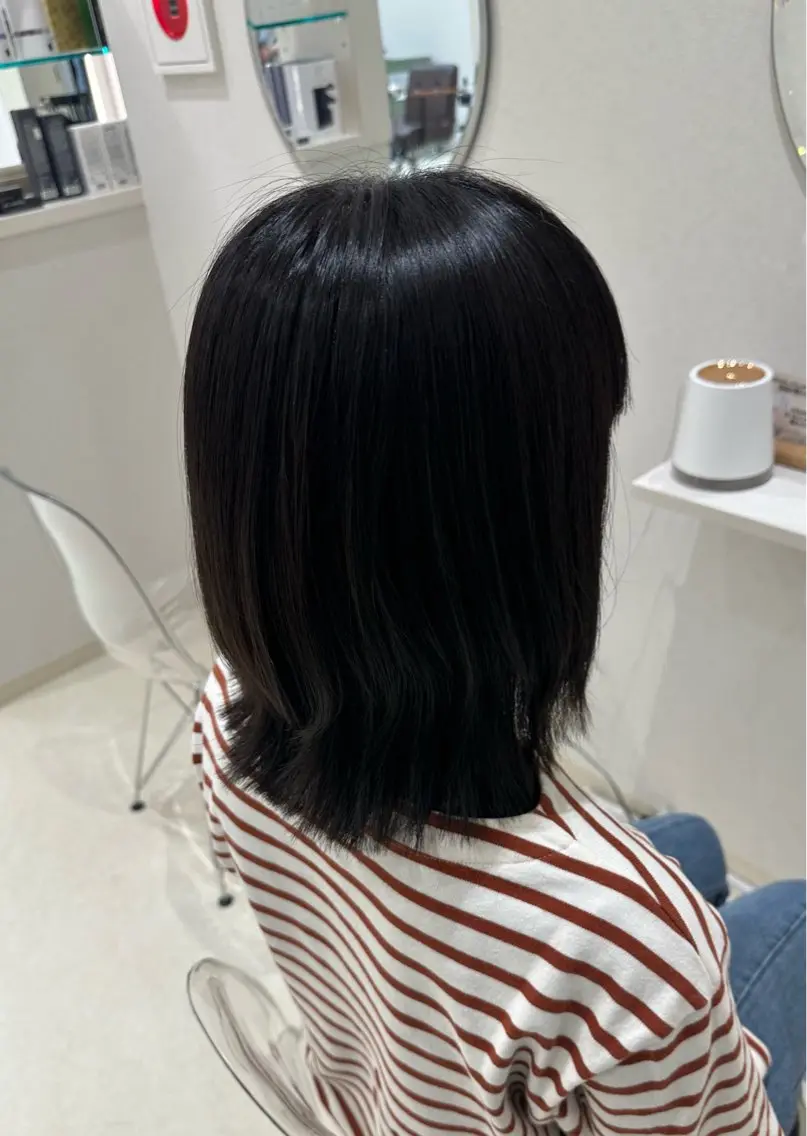 ミディアム くびれヘア レイヤーカット まい/ VISAGE dioのヘアスタイル