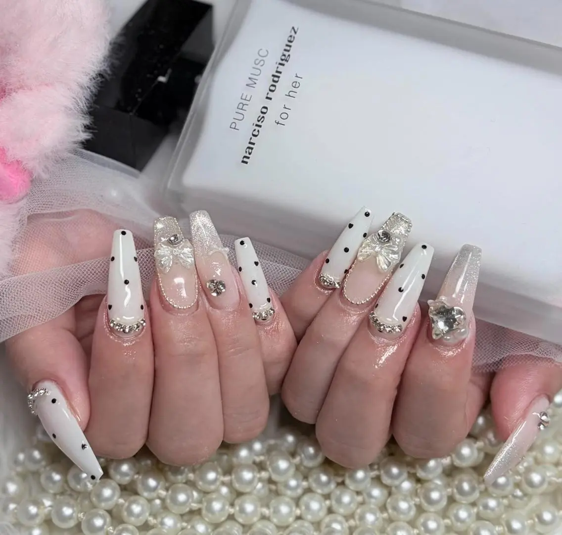 ネイル オーロラネイル チークネイル フットネイル ジェルネイル 韓国ネイル ハンドネイル mia H.babynailのネイルデザイン