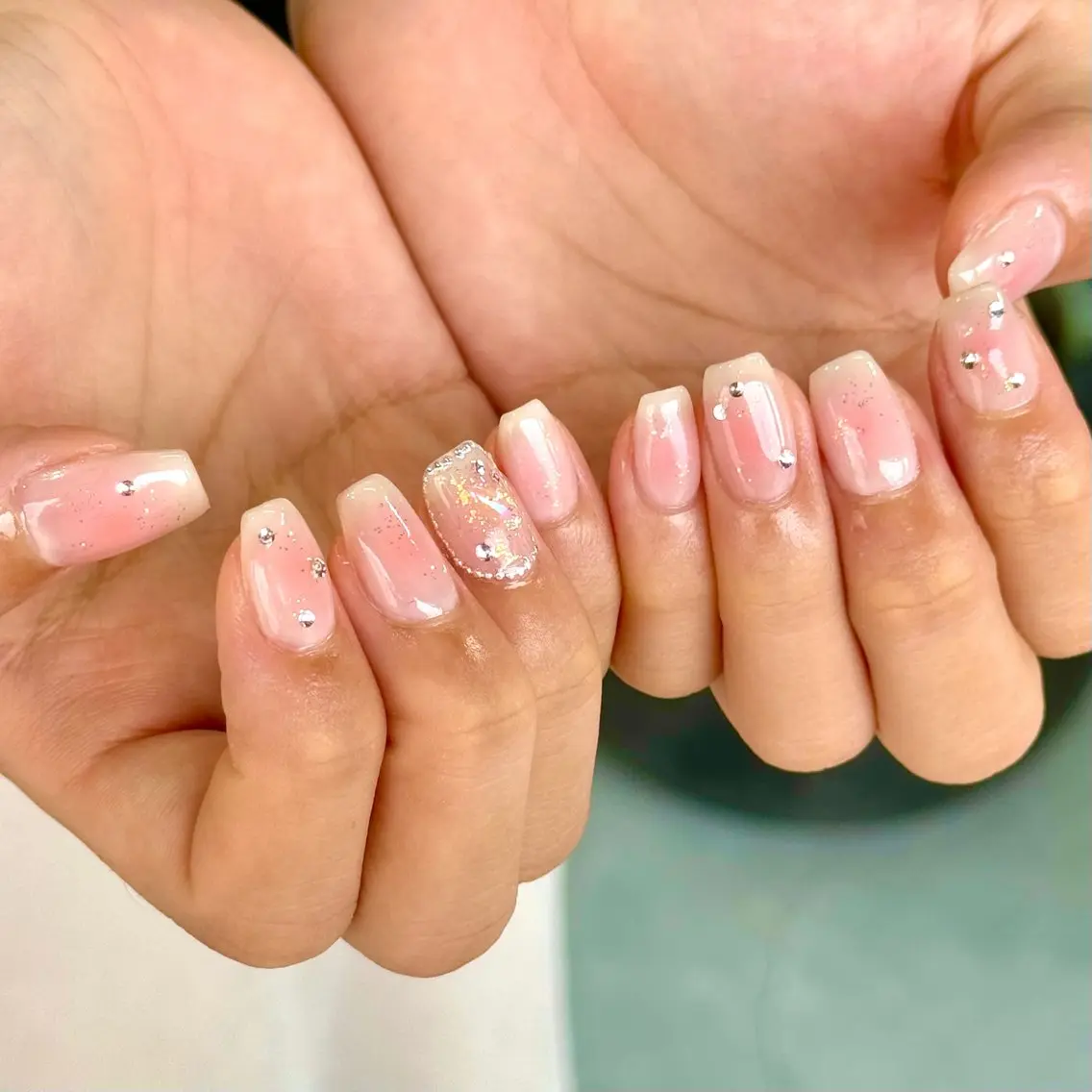 ネイル チークネイル ハンドネイル HARUKA ネイリスト福岡/薬院のネイルデザイン