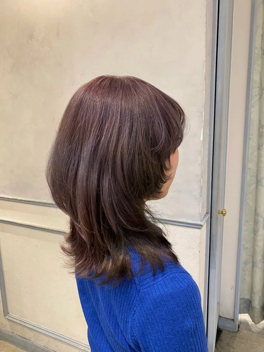 セミロング カラー デザインカラー 顔周りカット ハッシュカット レイヤーカット ウルフカット 池西 佳穂のヘアスタイル