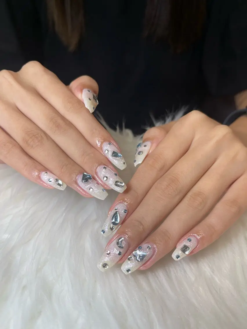ネイル ハンドネイル NiJi Nailsのネイルデザイン