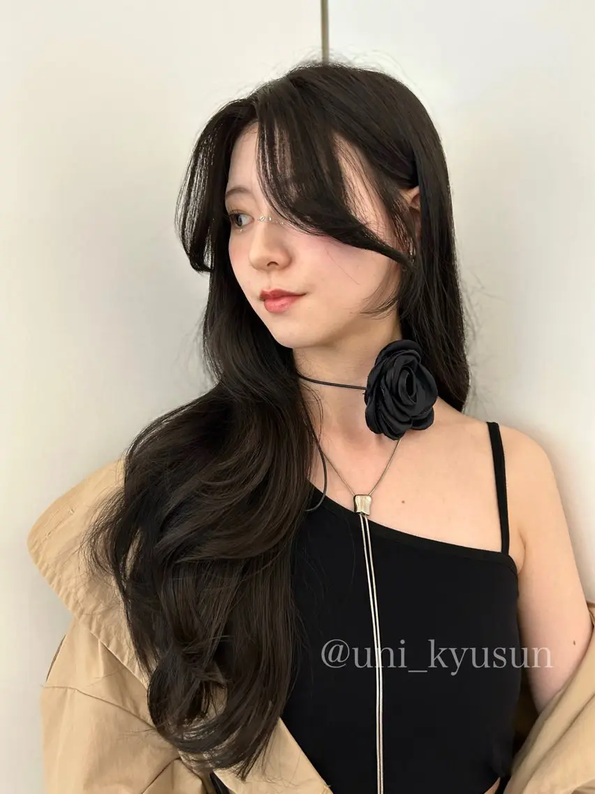 ロング カラー カット ヘアカラー トリートメント 本格韓国ヘア🇰🇷 【uni】キューさんのヘアスタイル