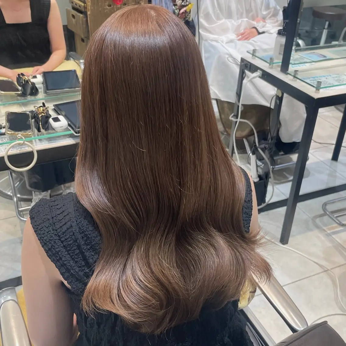 ロング カラー カット ヘアカラー トリートメント 🩶赤み消しカラー 🐈⬛荻野美思🐾のヘアスタイル
