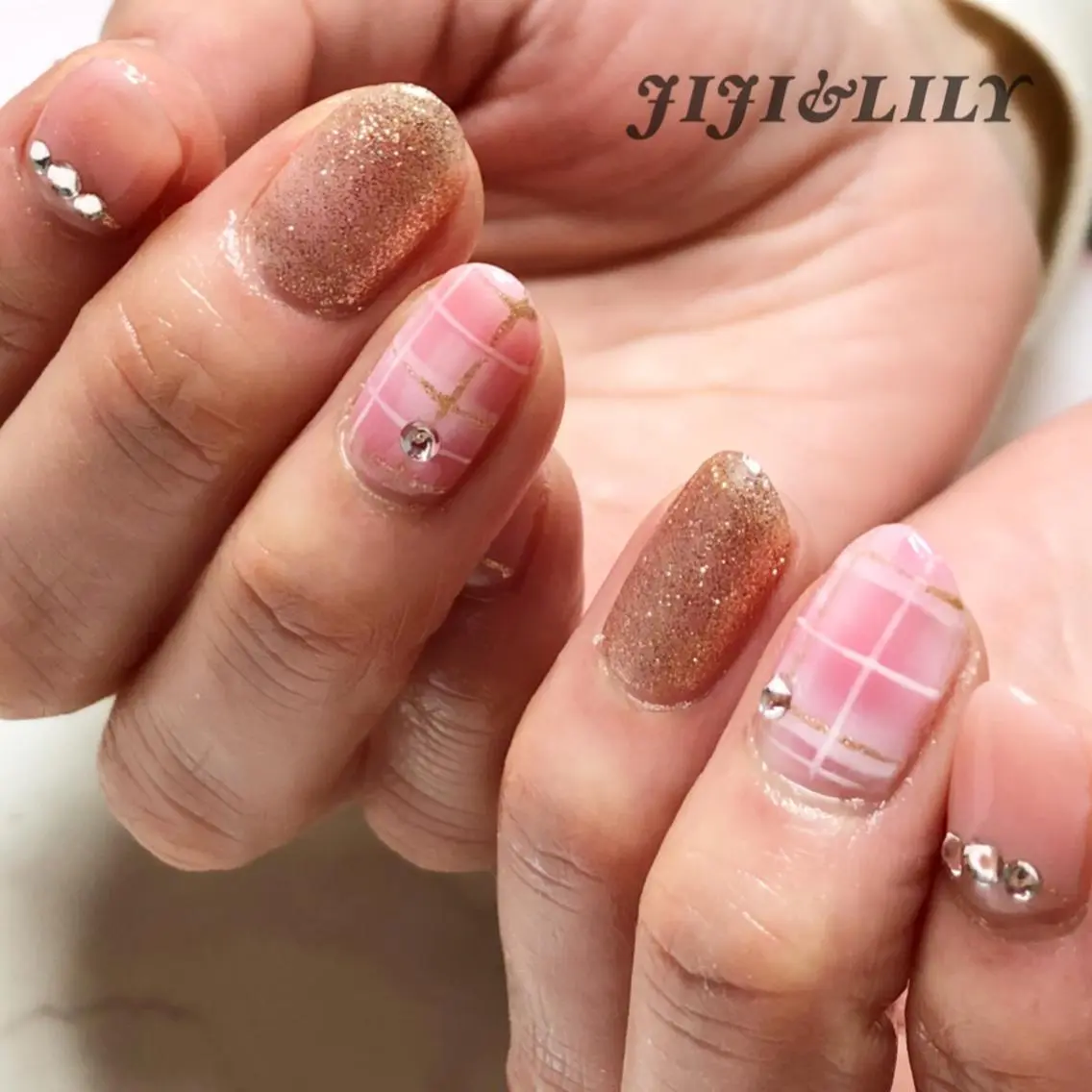 ネイル ストーンネイル 豊田 圭子のネイルデザイン