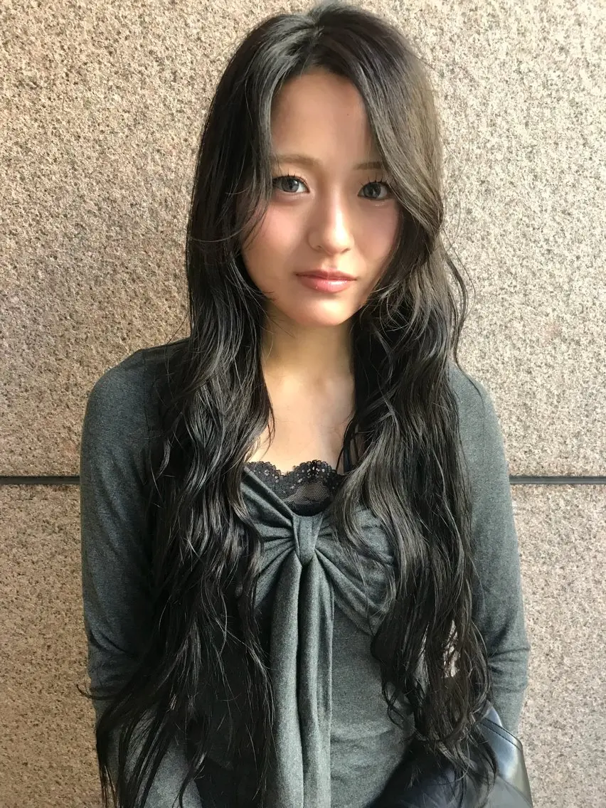 ロング カラー カット ヘアカラー トリートメント オリーブカラー/ 赤み消し特化/トモキのヘアスタイル