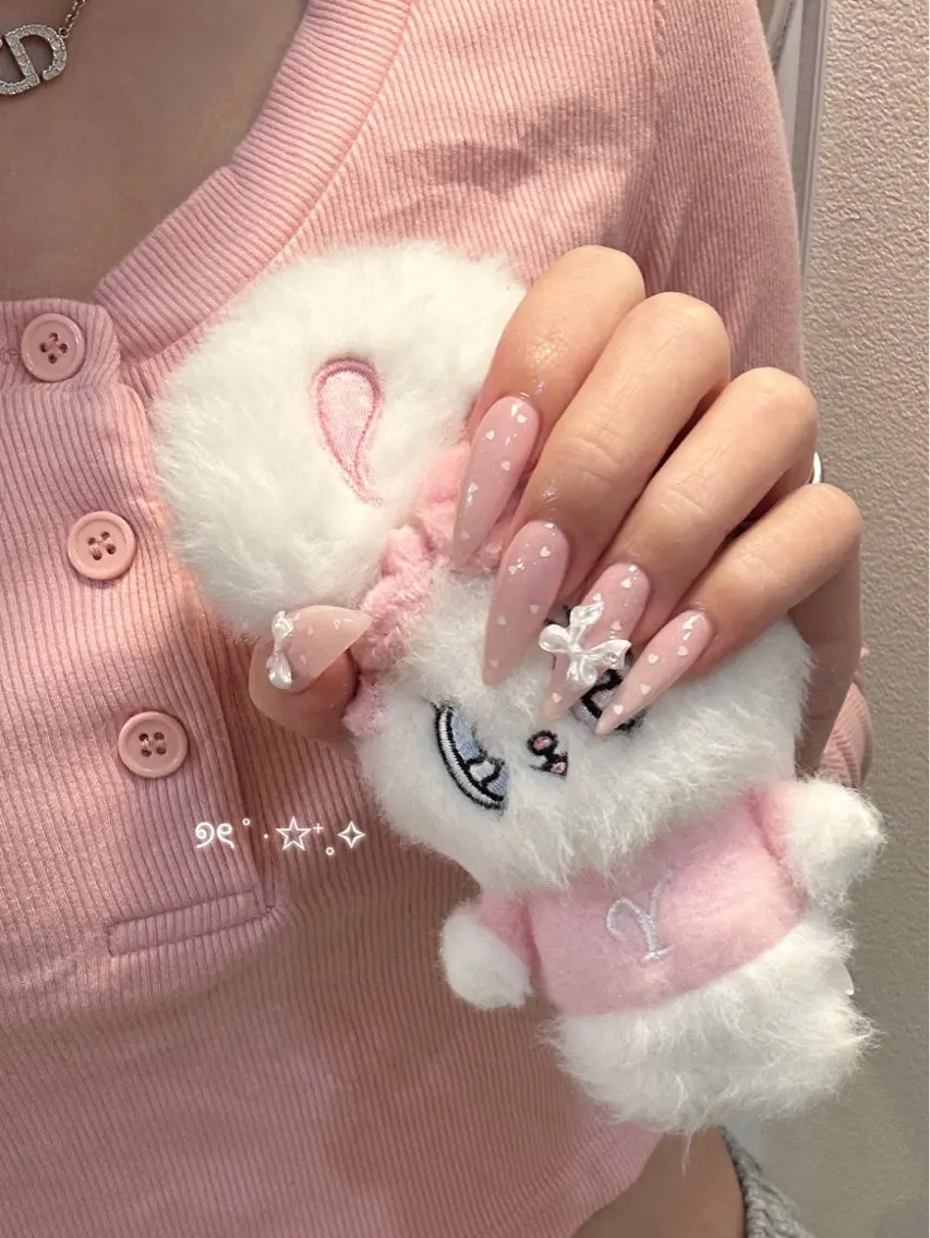 ネイル ハンドネイル ViViA momokaのネイルデザイン