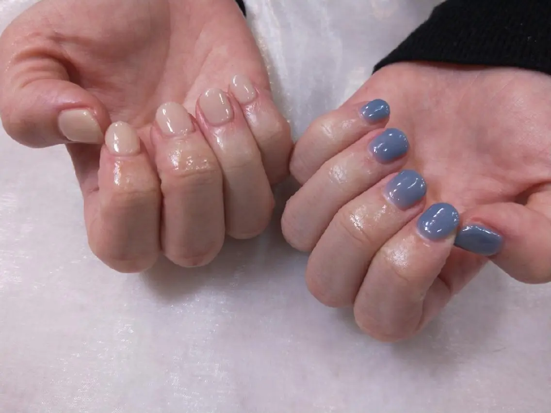 ネイル ハンドネイル ハンドケア はばすみれ🎀ﾈｲﾙ 光ﾌｪｲｼｬﾙ ﾍｱのネイルデザイン