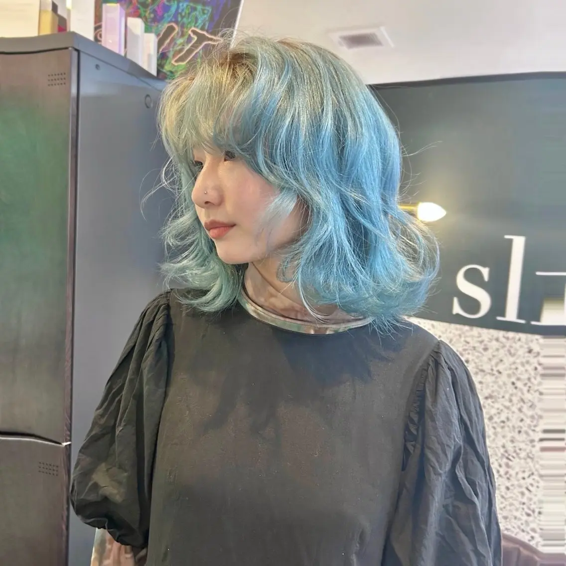 《根元2cm以内》エフェクトブリーチリタッチ➕ケアカラー➕トリートメント🩵🫧の写真