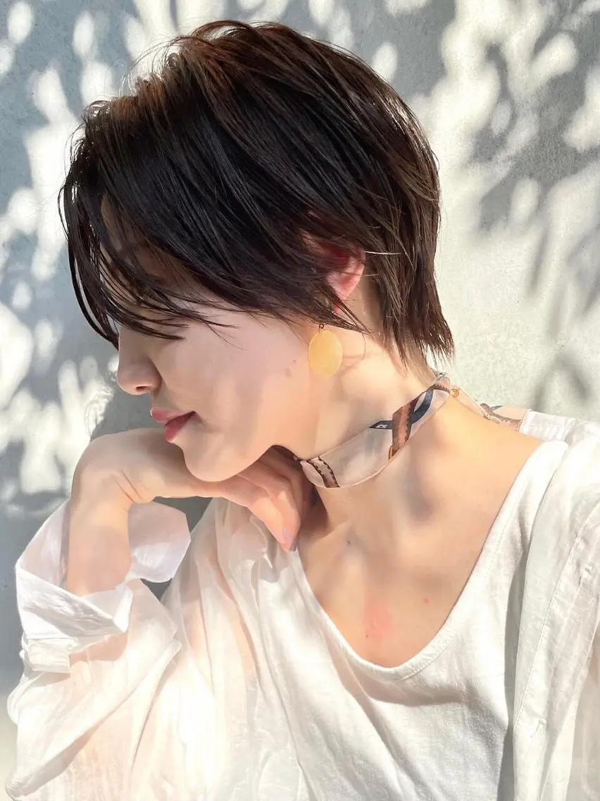 カラー Lino by hoNuaのヘアスタイル