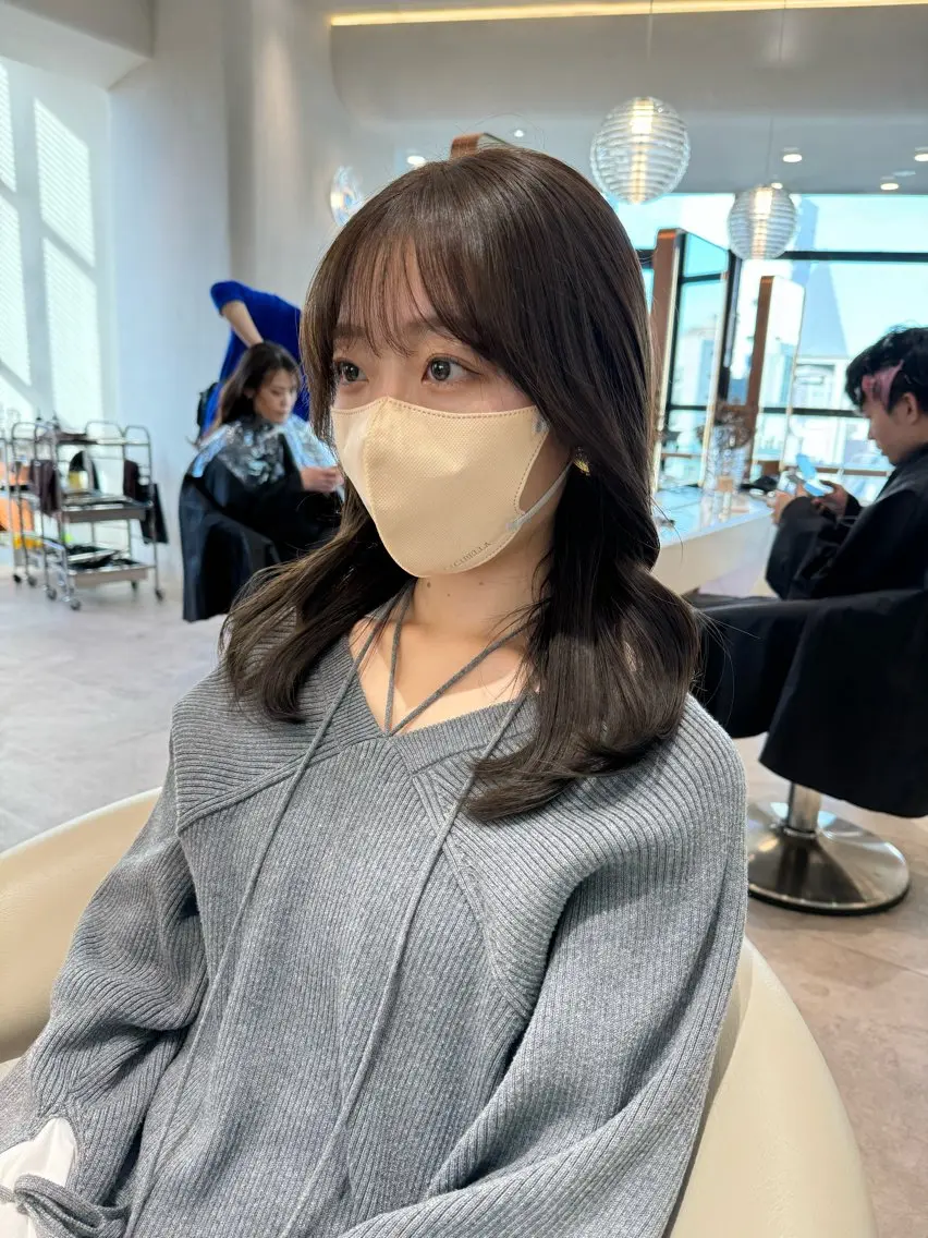 セミロング カラー ベージュカラー グレージュ ミルクティーベージュ 韓国風ヘア レイヤーカット 韓国レイヤー🇰🇷 韓国研修◎渋谷カイトのヘアスタイル