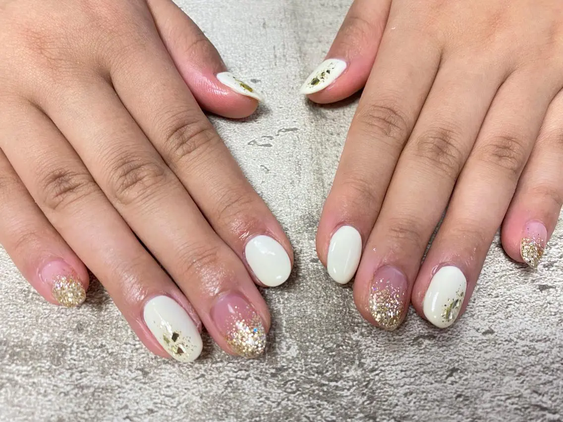 ネイル ハンドネイル mogunail &blowのネイルデザイン