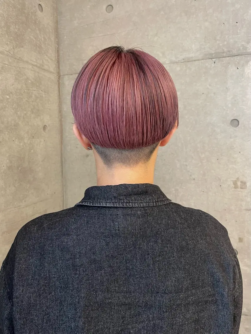 ショート カラー ベージュカラー ピンクカラー ピンクベージュ ハッシュカット/ハイ トーン/HIROKIのヘアスタイル