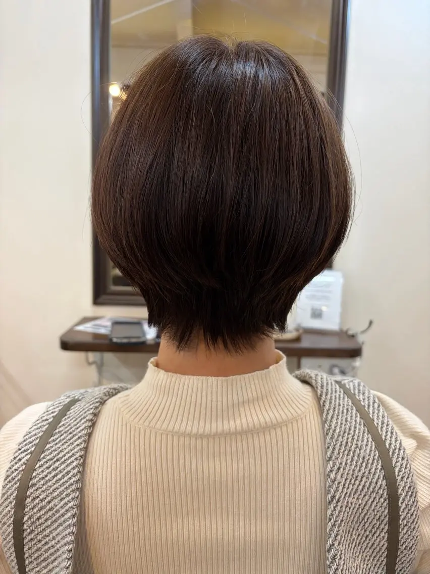 ショート カラー canonart上田 里恵のヘアスタイル