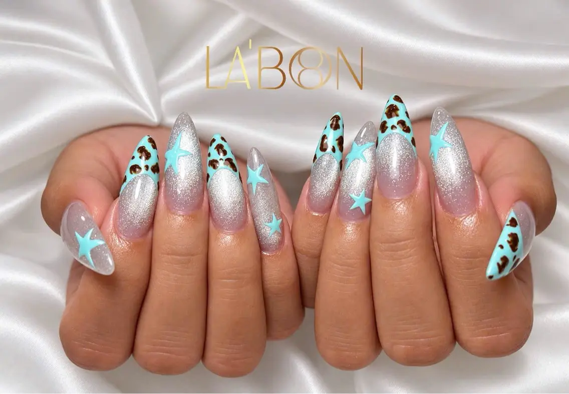 ロング Hana✴︎ Labon Artのネイルデザイン