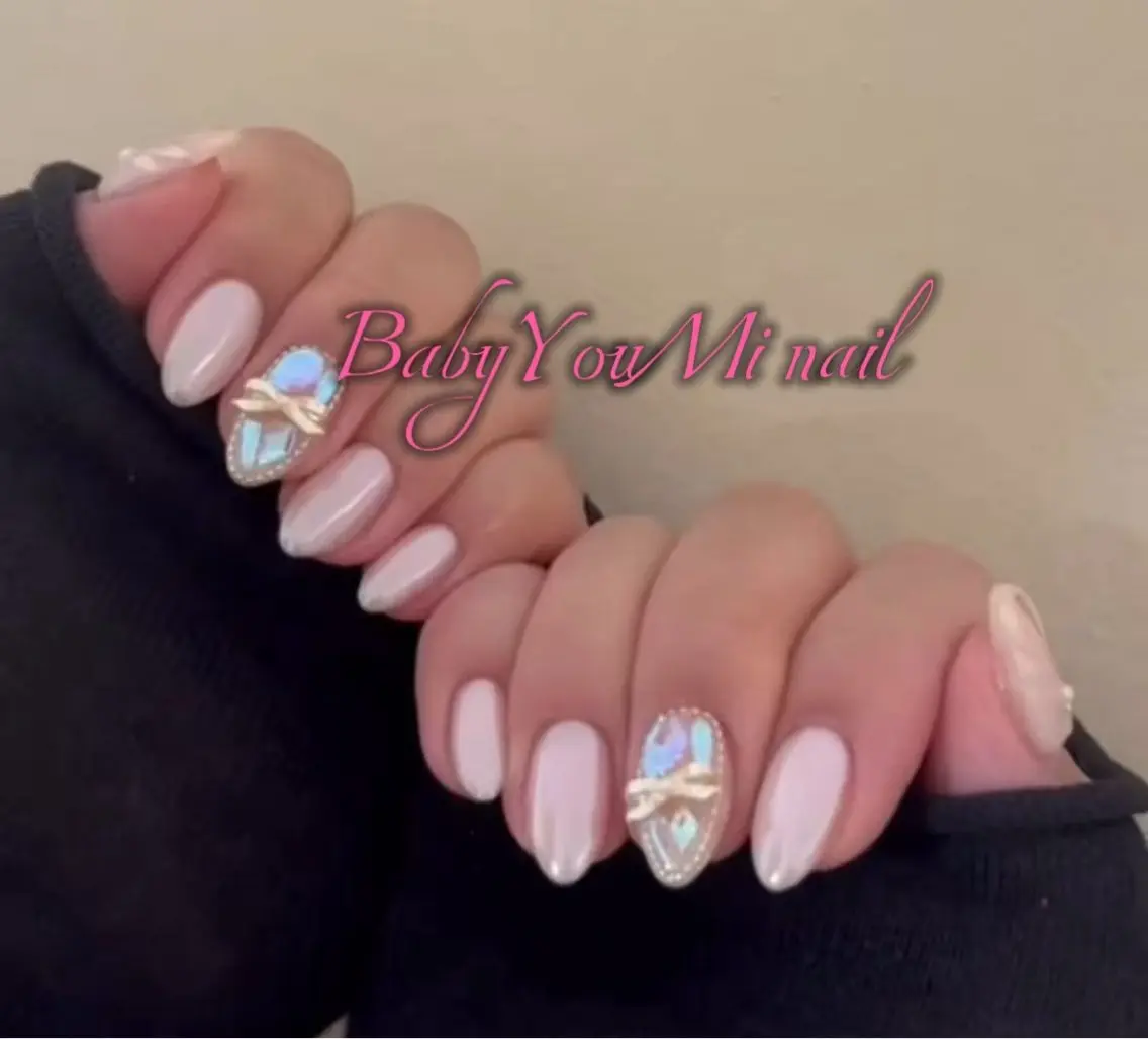 ネイル オーロラネイル フラワーネイル フットネイル フレンチネイル ジェルネイル ハンドネイル BabyYouMi nailのネイルデザイン