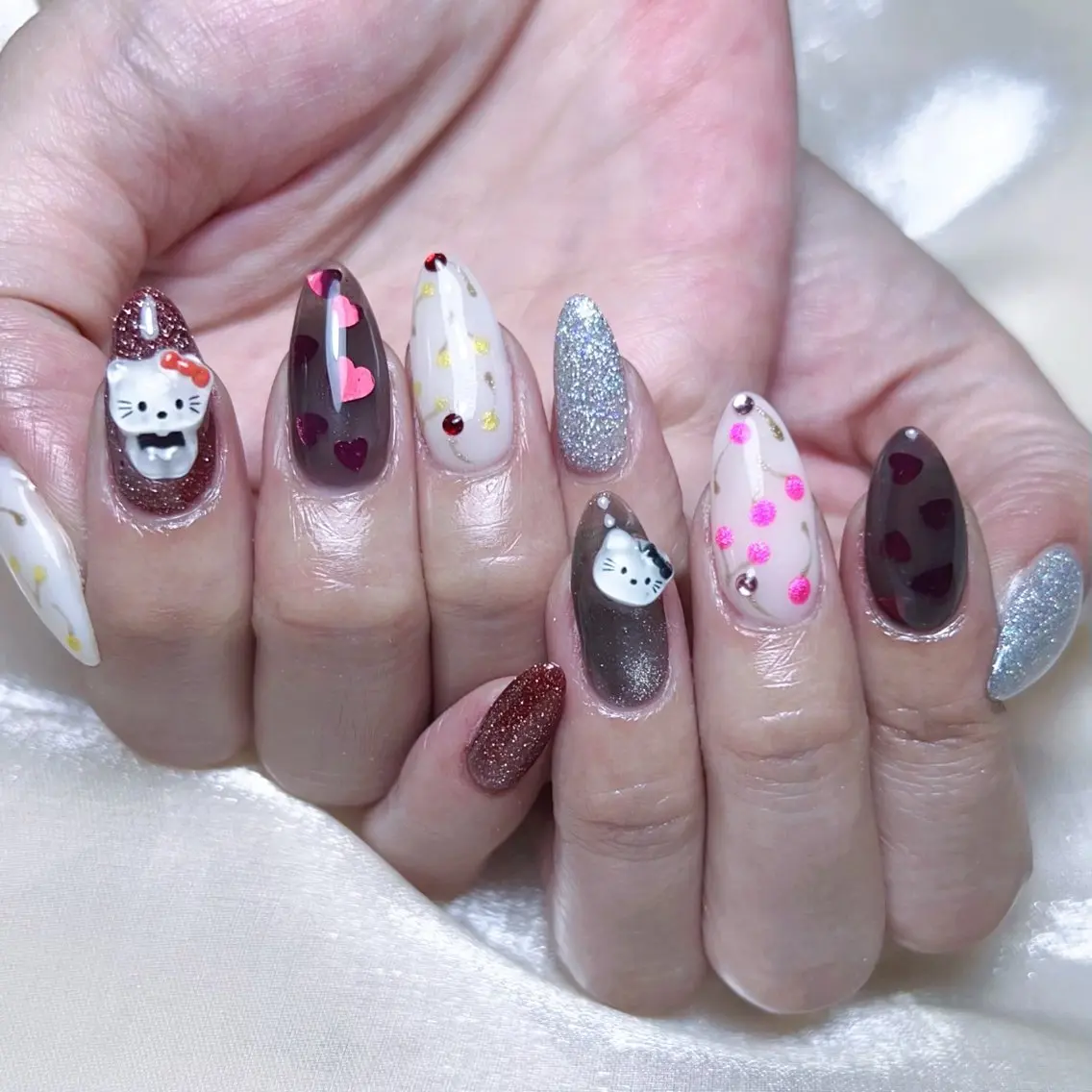 メンズ ネイル メンズ韓国風 アートネイル オーロラネイル ガーリー キラキラネイル ハンドネイル Nail salon 木にいるのネイルデザイン