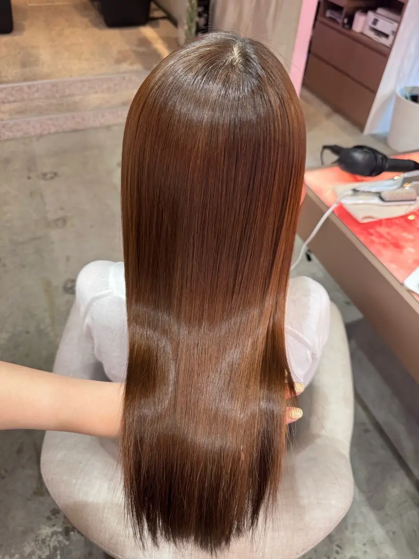 ロング 縮毛矯正 艶カラー✨レイヤー 𝐚𝐲𝐚𝐤𝐚のヘアスタイル