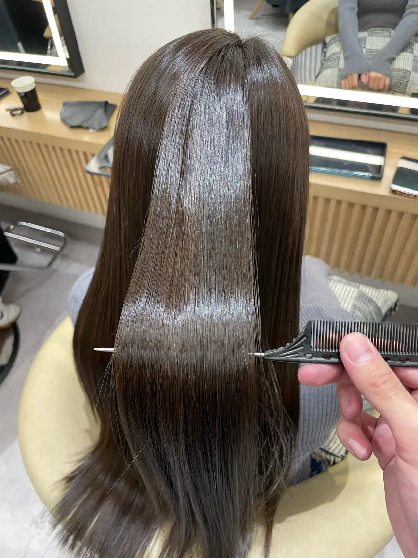 ロング カラー 切りっぱなしボブ ブリーチ ブリーチなしカラー ボブ 顔周りカット カット ヘアカラー 縮毛矯正 ♥️似合わせボブ/ 縮毛矯正/大和田拓夢のヘアスタイル